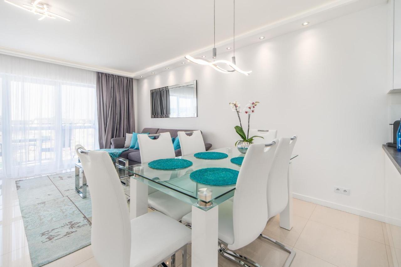 Stylish Vacation Apartment With Parking In Miedzyzdroje By Noclegi Renters Eksteriør bilde